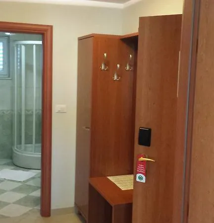 & Angerona Apartment Seget Vranjica